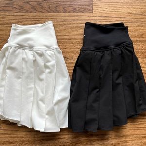 Old Navy women’s pleated active skirt